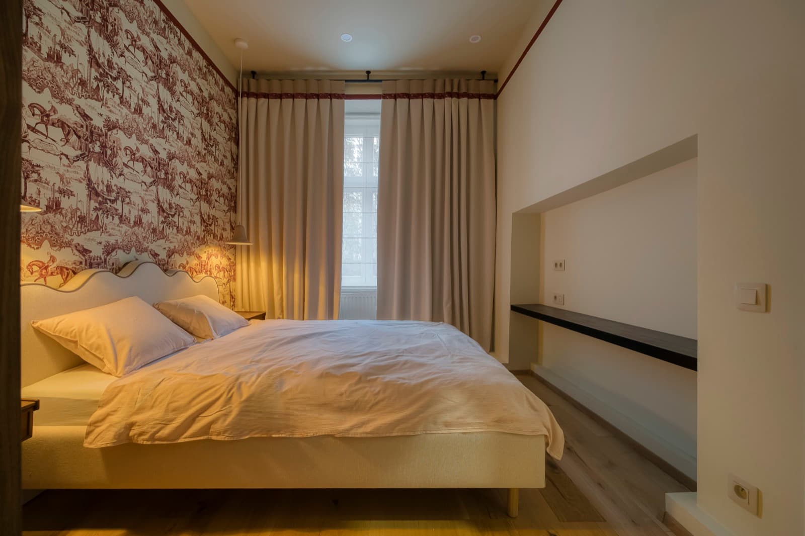 Vinohrady Lublaňská bedroom